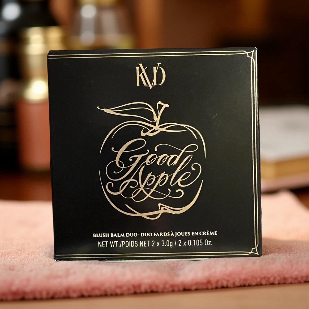 KVD Good Apple Blush Balm Duo - Red Meadow (Immortal Apple & Thorned Apple)
NIB